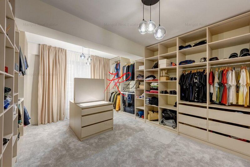 Herastrau, vanzare apartament lux 3 camere, mobilat si cu parcare.